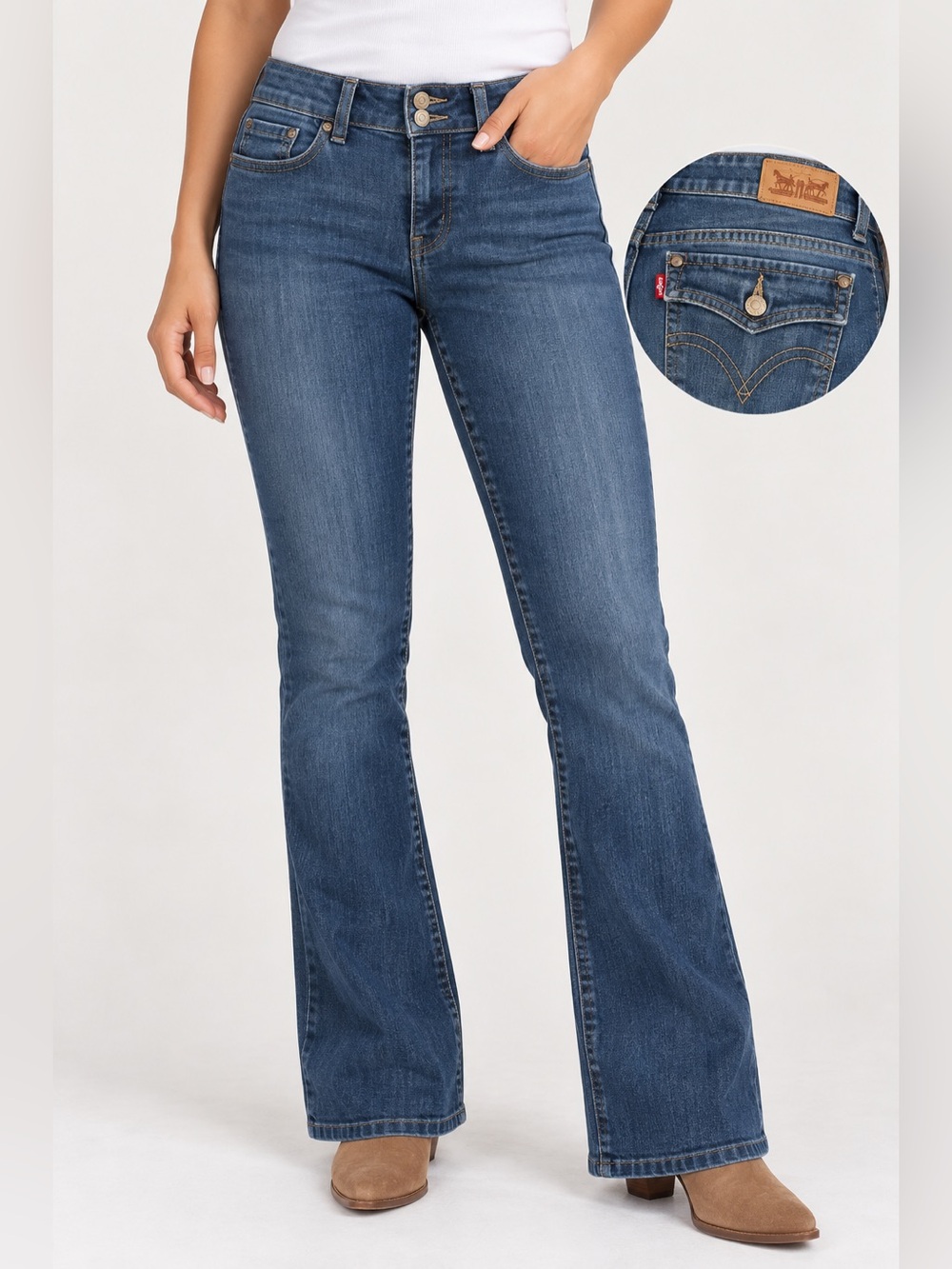 Levi’s 526 Slender Bootcut Jeans Women’s Size 10 Short Blue Denim